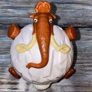 💞 Ice Age 2 Manny Collectible Burger King Toy